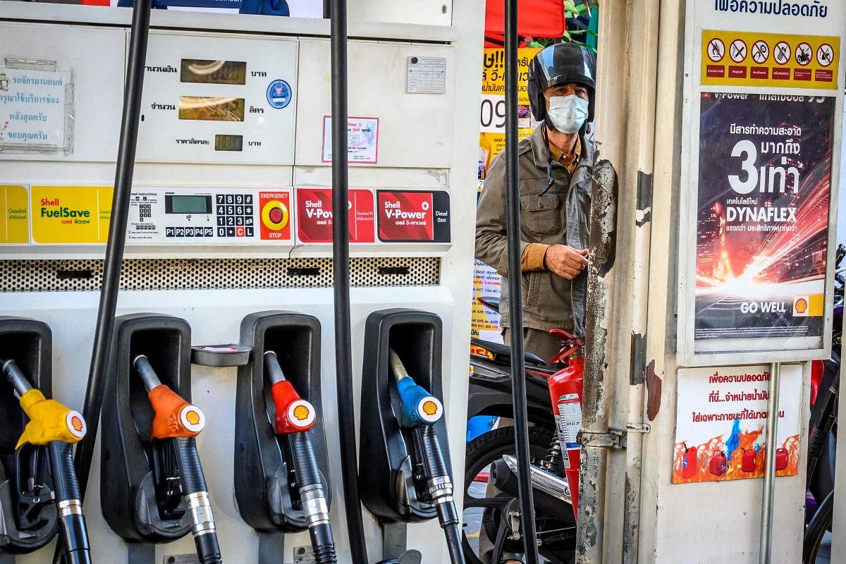  Equity markets collapsed March 9 as the rapidly spreading coronavirus fans fears over the global economy, while a crash in oil prices added to the panic with energy firms taking a hammering. (AFP Photo)