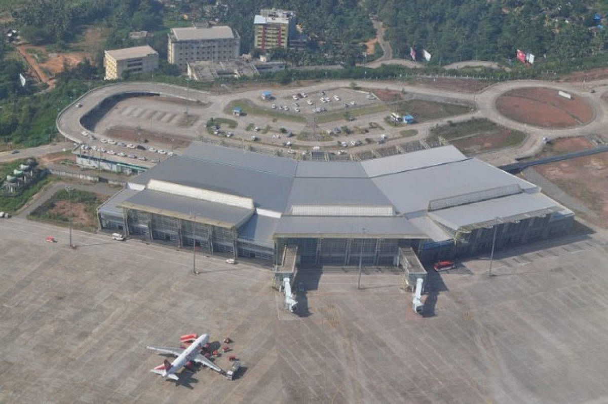 A panoramic view of the table-top Mangalore International Airport.