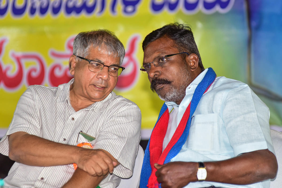 Prakash Ambedkar and Thol Thirumavalavan at a rally in Bengaluru on Wednesda. DH PHOTO/S K DINESH