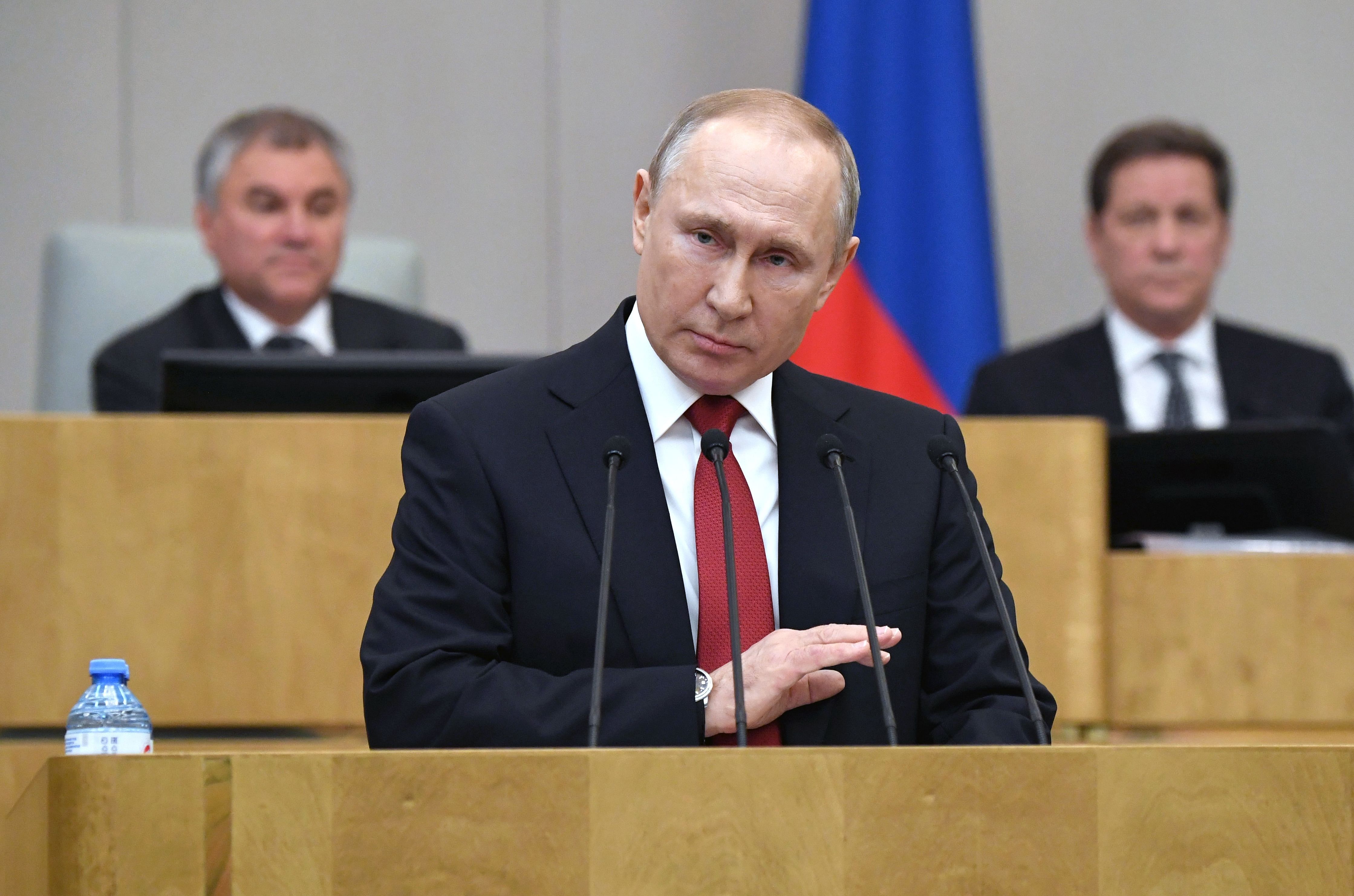 Russian President Vladimir Putin addresses lawmakers. (Credit: AFP)