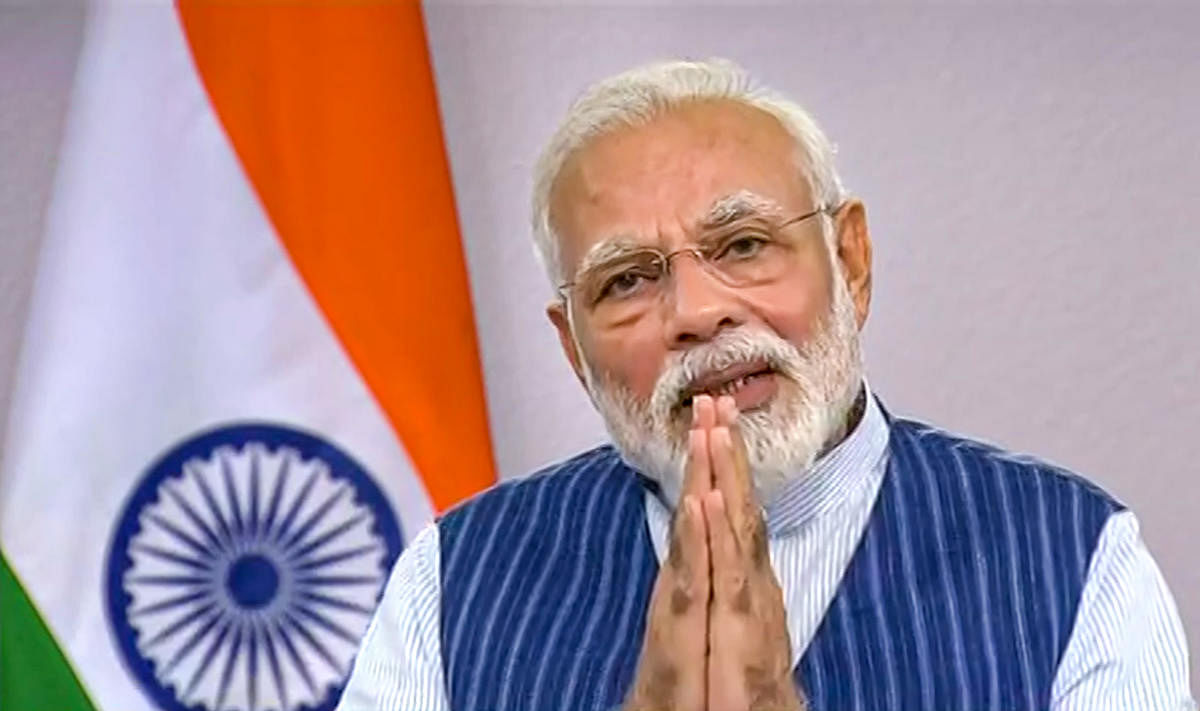In his monthly Mann ki Baat radio address to the nation, Modi also praised the front-line workers in the fight against the virus as well as countless workers in the essential services who are ensuring the country doesn't come to a complete standstill in the 21-day lockdown announced on March 24. (PTI File Photo)