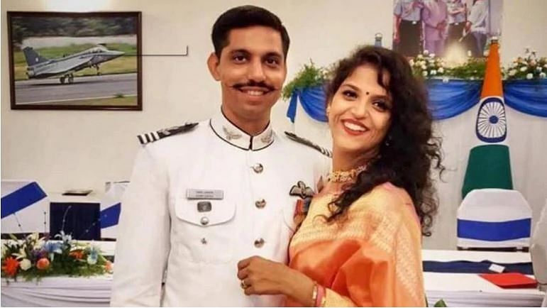 Late IAF Pilot Sameer and wife Garima Abrol. (Photo: Facebook)