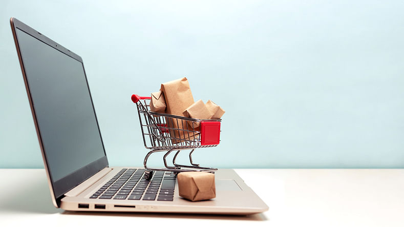Online shopping concept (iStock Photo)