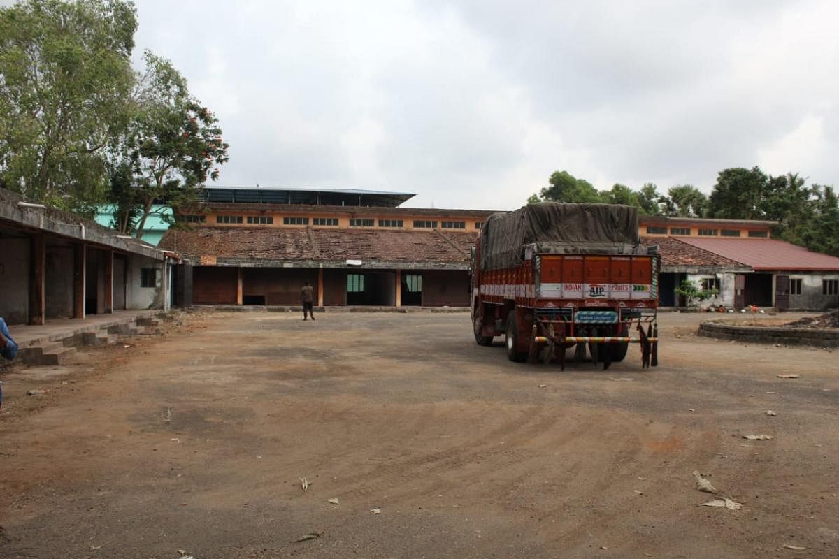 With Central Market Merchants Association (CMMA) agreeing to relocate to APMC, the first truck laden with fruits arrives at the fruits market on Tuesday evening.