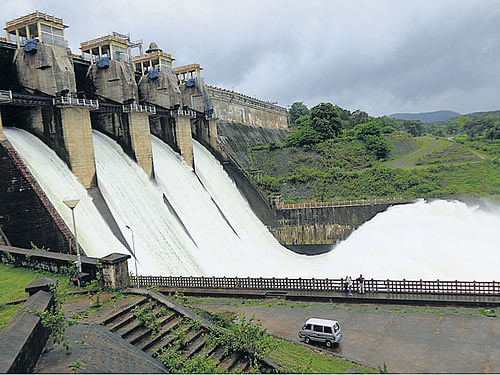 With the increase in the inflow of water to the Harangi reservoir, 15,000 cusecs of water was released into the river on Monday. DH file photo