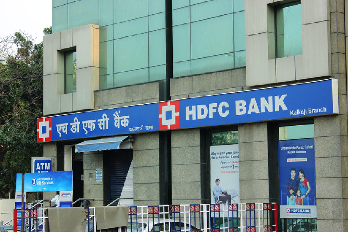 HDFC Bank has bucked what was emerging as a trend of private sector lenders facing a fall in deposit base during the March quarter.    