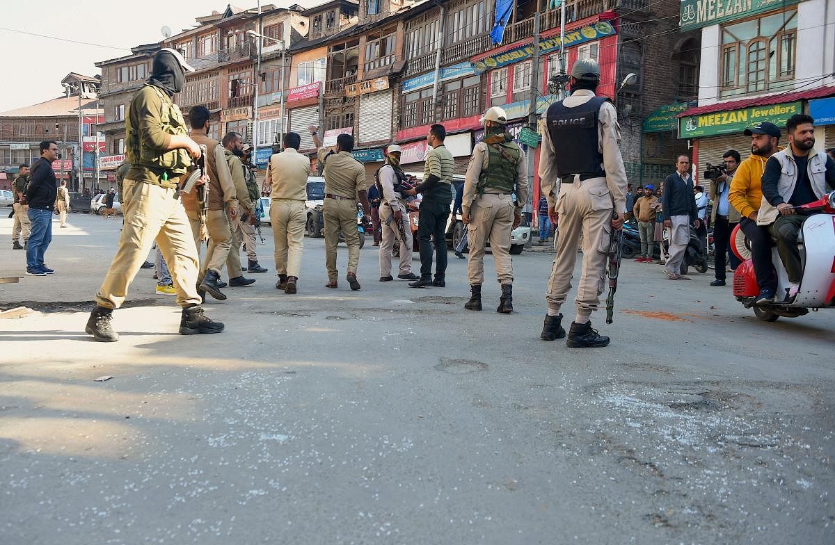 Sources revealed to DH that the decision to modernize J&K police was taken in a recent security review in New Delhi, where National Security Advisor Ajit Doval was also present. (PTI File Photo)