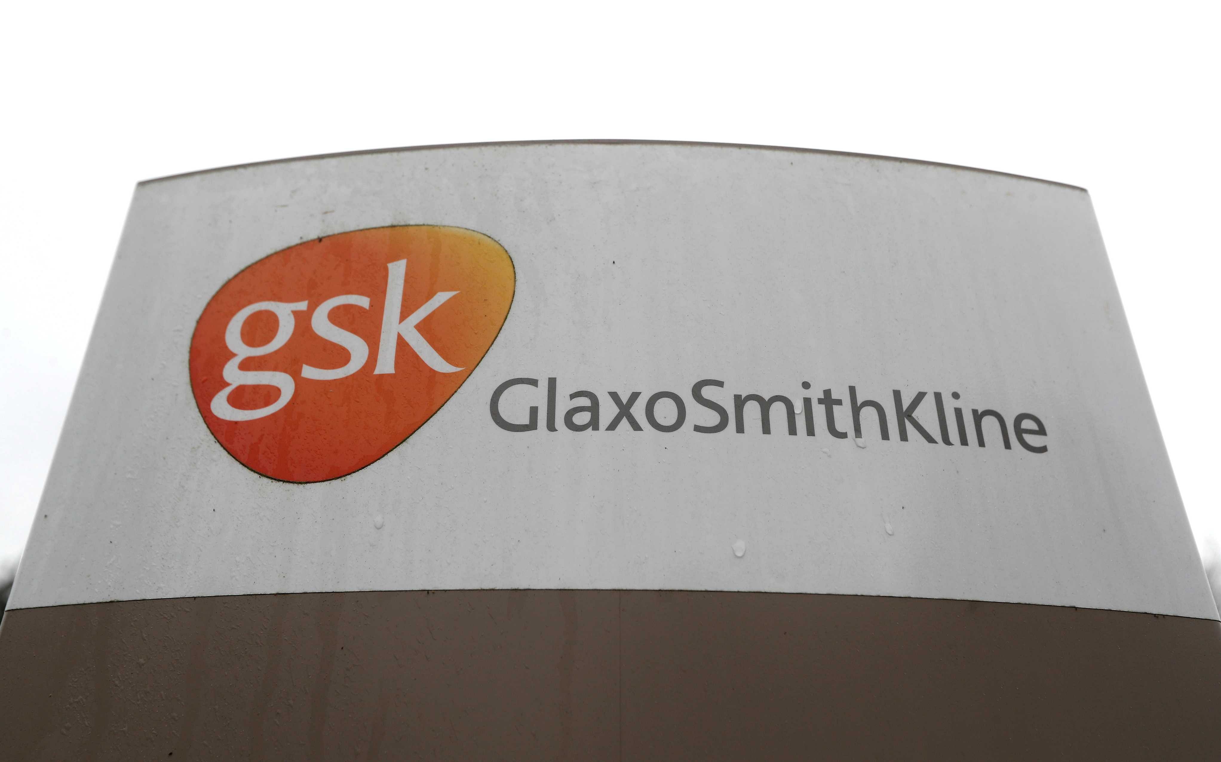 A GlaxoSmithKline (GSK) logo is seen at the GSK research centre in Stevenage, Britain (Reuters photo)