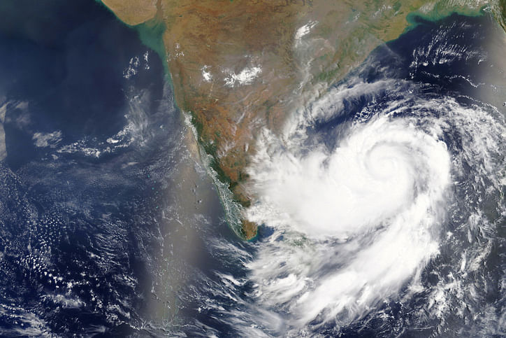 Cyclone heading towards India (iStock Photo)