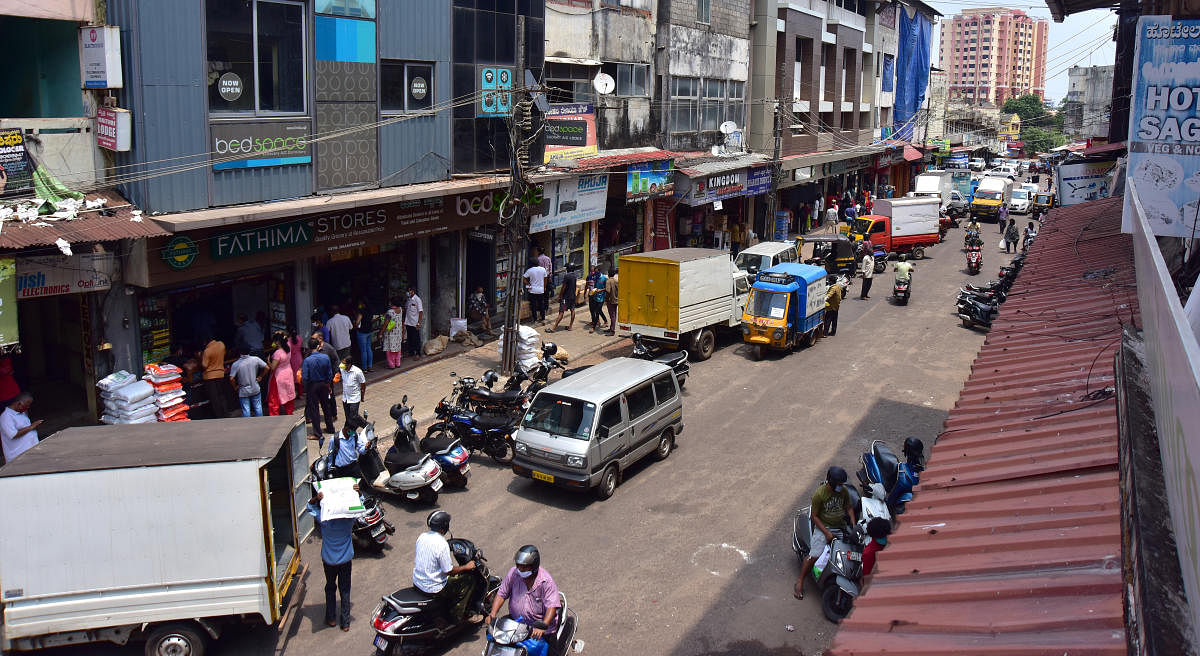 On the first day of the 12-hr lockdown relaxation, it was business as usual at the Central market complex in Mangaluru on Monday.