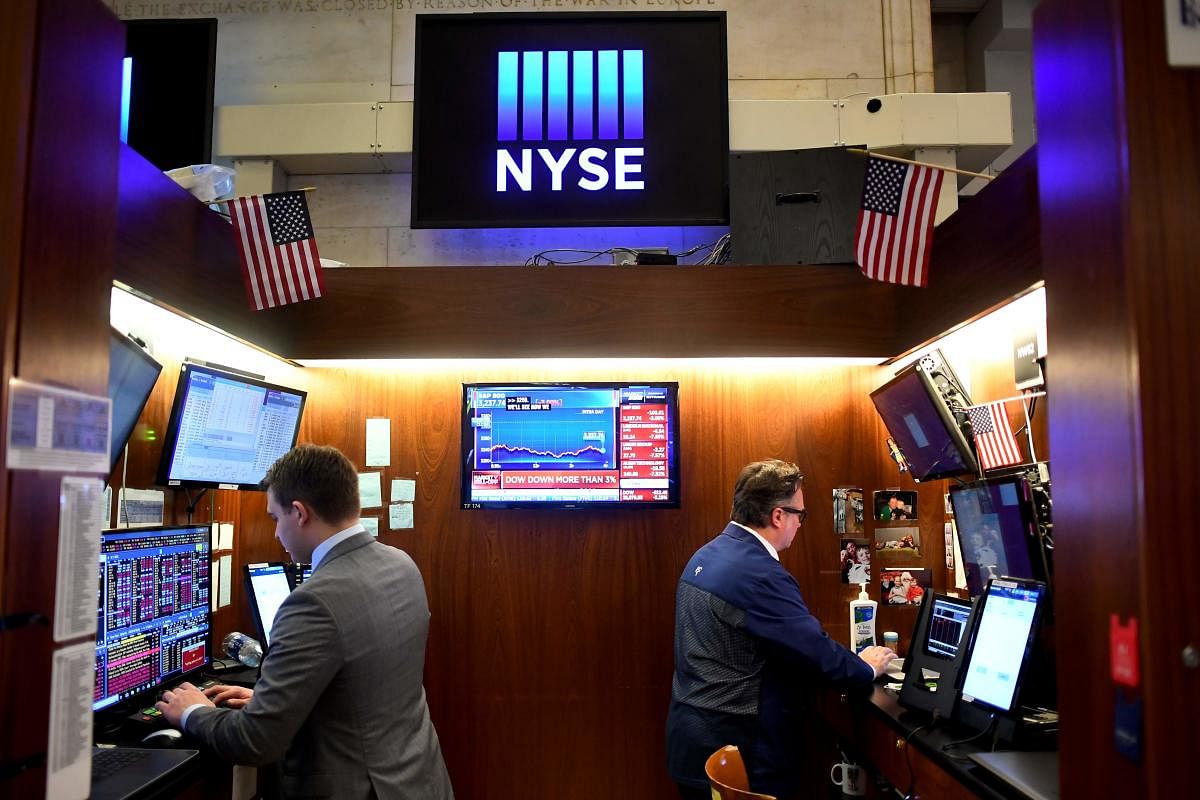  Wall Street stocks finished with steep losses February 24, 2020, joining a global rout on mounting worries that the coronavirus will derail economic growth. At the closing bell, the benchmark Dow Jones Industrial Average was down 3.6 percent at 27,962.91, a drop of more than 1,000 points and the biggest loss in a session in more than two years. (AFP Photo)
