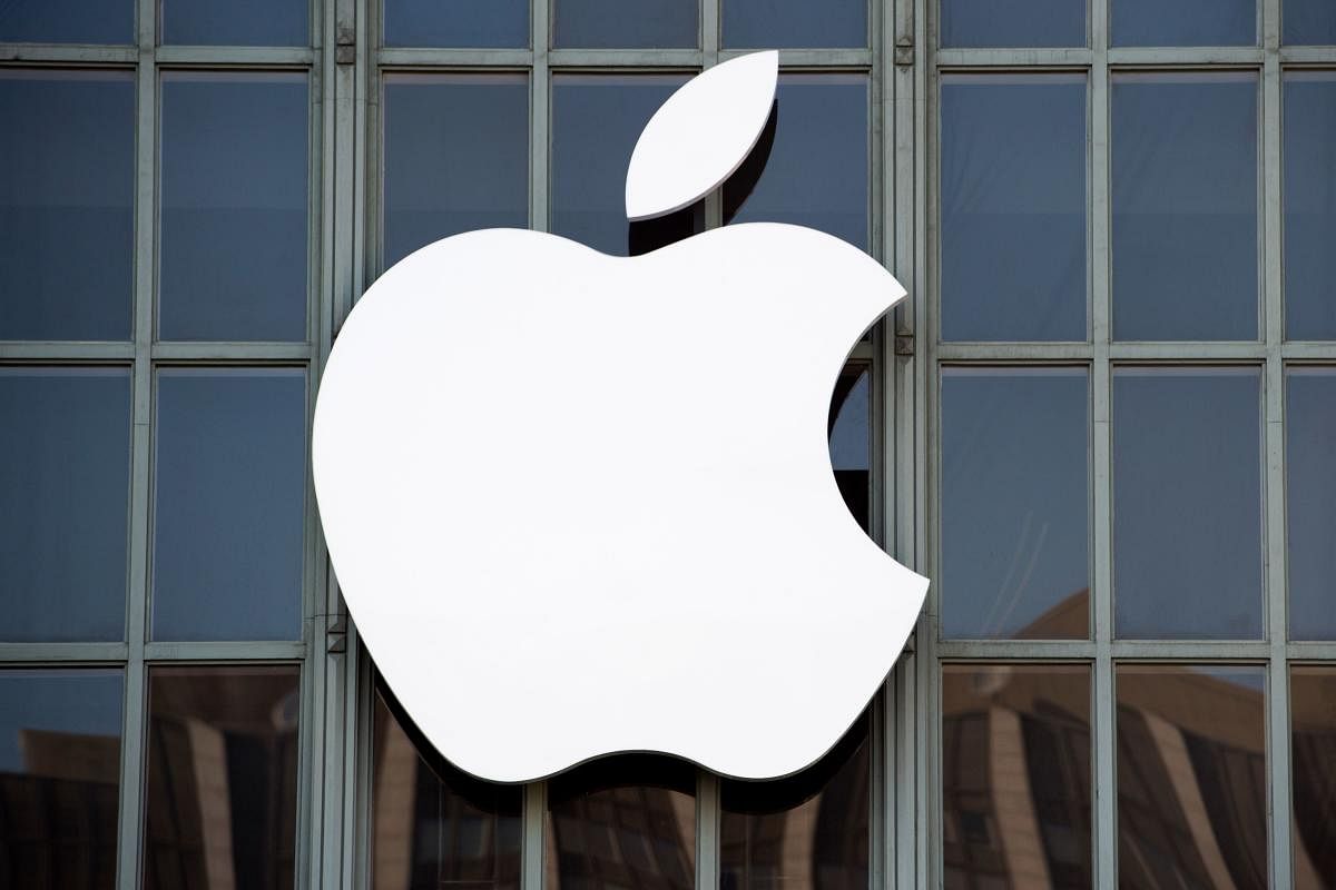 Apple logo (AFP Photo)