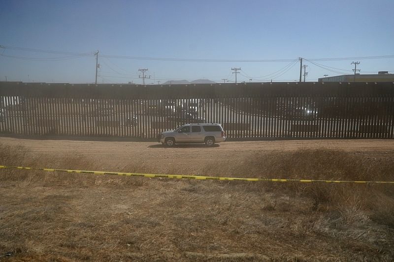 Government vehicle sits along a section of the the U.S.-Mexico Border. (Reuters Photo)