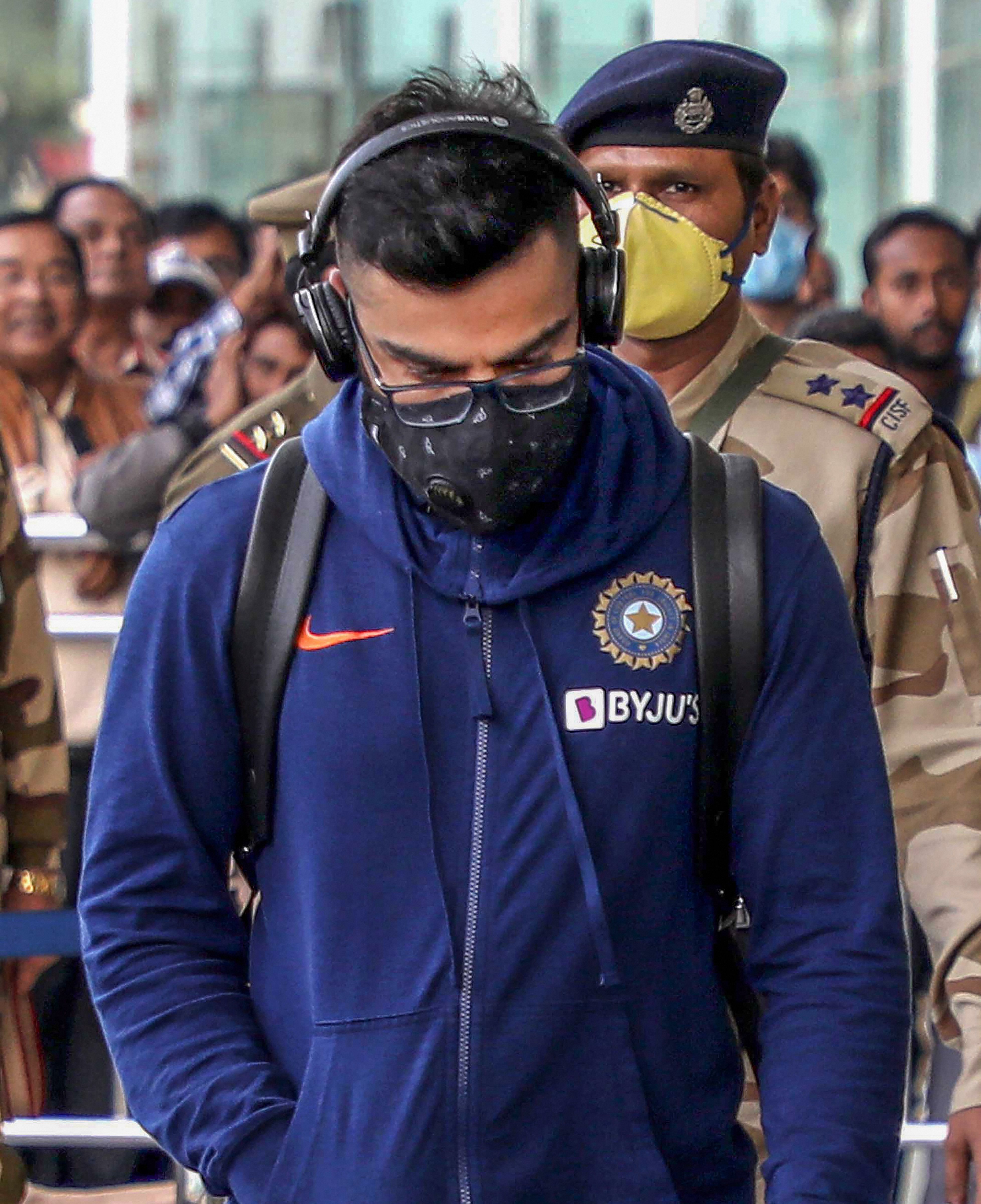 On Friday, the Indian captain was seen coming out of the Lucknow airport wearing black face mask. (Credit: PTI Photo)