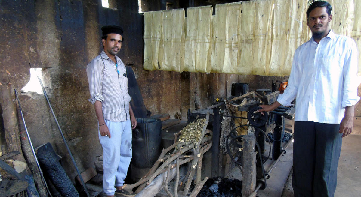 The silk thread unit that has stopped functioning at Mamballi in Yalandur taluk, Chamarajanagar district.