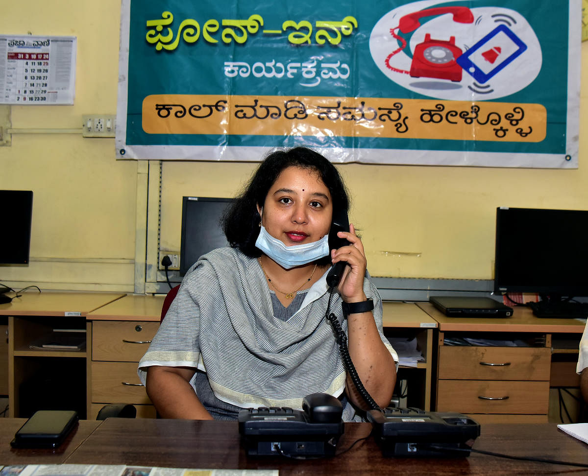 Mangalore Electricity Supply Company Limited Managing Director Snehal Rayamane at the PV-DH phone-in-programme organised at Prajavani’s office in Yenepoya chambers in Mangaluru on Friday.