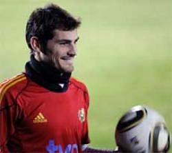 Spain's goalkeeper Iker Casillas takes part in a training session on Thursday in the North West University Sports Village in Potchefstroom. Spain will face the Netherlands in the final of the World Cup 2010 football tournament at Soccer City Stadium on July 11, 2010. AFP PHOTO