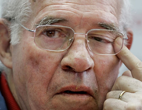 Luis Aragones, the coach of Spain's 2008 European Championship-winning side, died on Saturday at the age of 75, the Spanish Football Federation (RFEF) announced. AP File Photo
