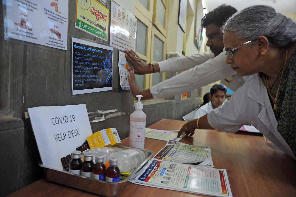 Doctors create awareness on COVID-19 as the outbreak continues. (DH Photo |Pushkar V)