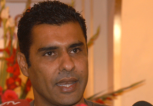 Waqar Younis warned today that cricket could die out in Pakistan if rival teams continue to boycott the country where international tours have not taken place since 2009. DH file photo