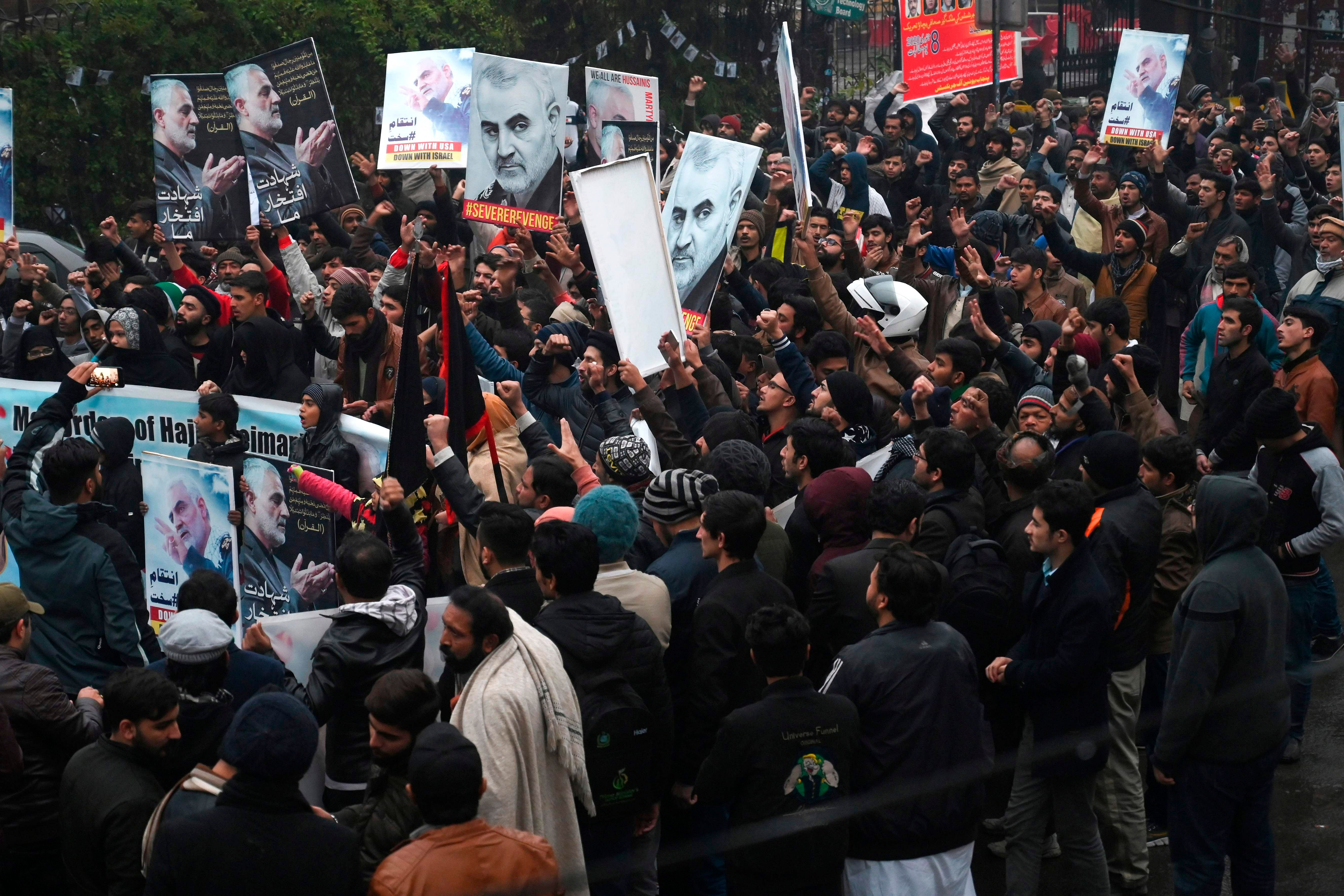 Pakistani Shiite Muslim protest against the killing of top Iranian commander Qasem Soleimani in Iraq, outside the US consulate in Lahore. (AFP Photo)