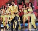 GROOVY Abhishek Bachchan performing at an awards  function.