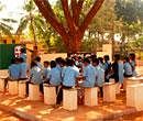 Gurukul in progress: Classes being conducted  under a tree. Photo by the author