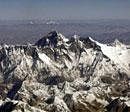 Nepali guru performs 32-hour miracle - on Mt Everest