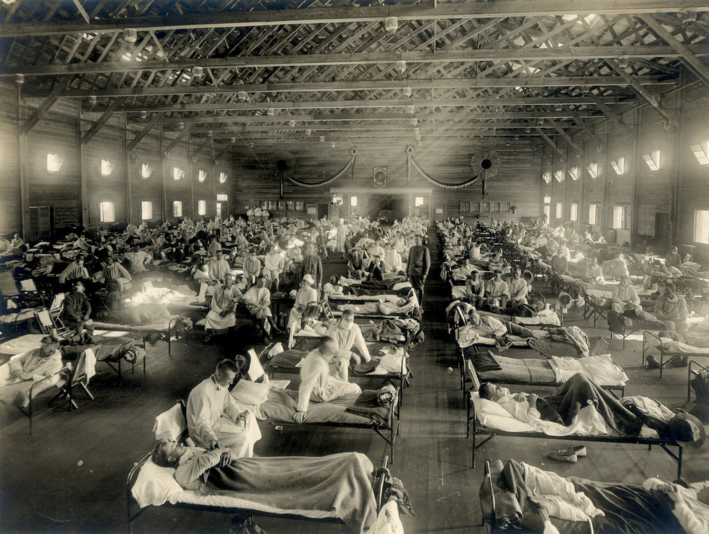 Soldiers are quarantined while recovering from the Spanish flu at Camp Funston, Kansas, U.S. in 1918. (Reuters photo)
