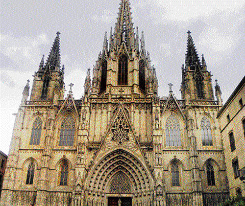 Spanish wonders: the Cathedral of Barcelona in the Gothic Quarter. photos by author