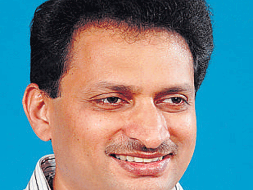 Sitting MP Anant Kumar Hegde of the BJP is striving for victory for the fifth time, but he faces a tougher competition in the Congress candidate Prashant Deshpande, the son of Higher Education Minister R&#8200;V&#8200;Deshpande. DHNS