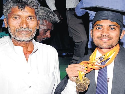 It was time for golden glory at the fifth convocation of the Agriculture University, here on Wednesday, as students bagged gold medals in fours and fives.