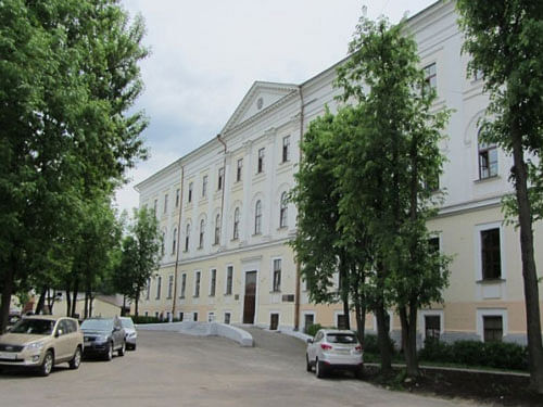 The most popular Russian university for Indian students has been the Tver State Medical Academy. Around 800 Indians study there, they have their own community and vegetarian cafe in the dormitory, and hold the largest festival of Indian culture in Russia. Image courtesy: http://ind.rs.gov.ru/en/node/3895