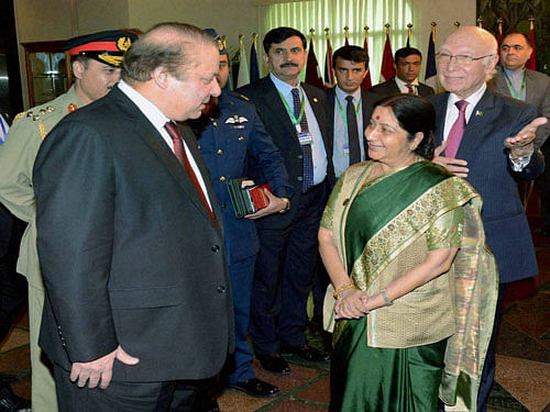 Sushma Swaraj meets Nawaz Sharif, pti file photo