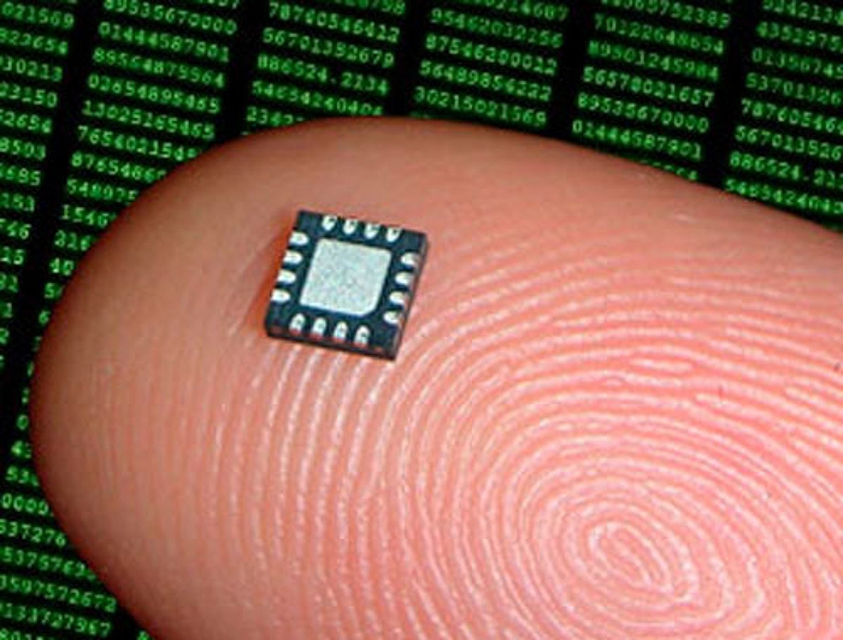 World's first 1,000-processor microchip