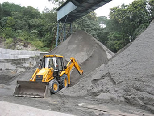 Briefing reporters after the Cabinet meeting, Law Minister T&#8200;B&#8200;Jayachandra said there was a huge gap between demand and supply of sand. dh file photo
