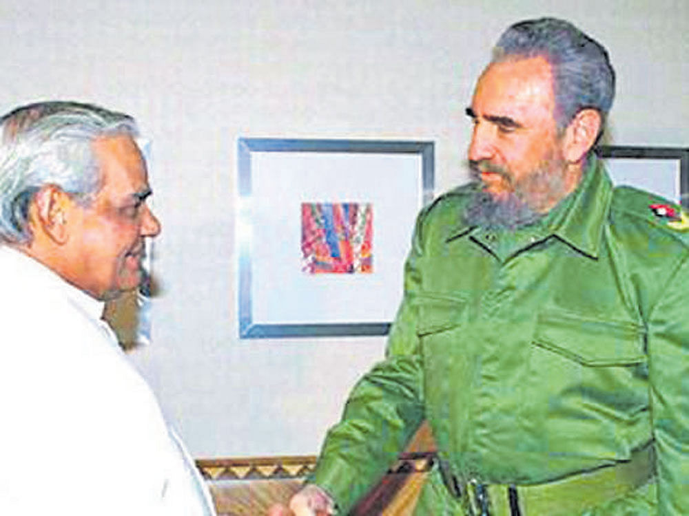 Former Prime Minister Atal Bihari Vajpayee called on then Cuban president Fidel Castro at Durban (South Africa) on September 2, 1998. PIB