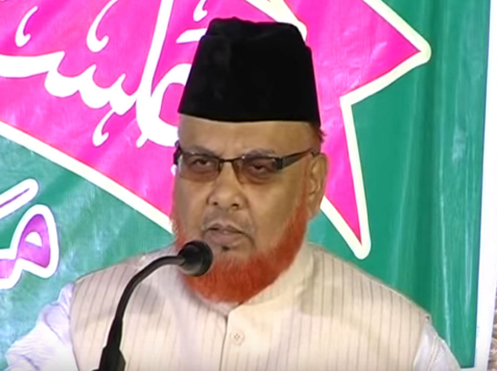 Syed Mohammad Nurur Rahman Barkati, the Shahi Imam of Kolkata's Tipu Sultan Masjid. Video grab