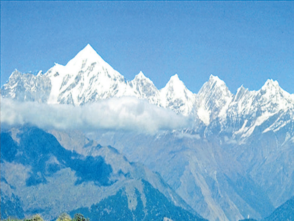 scenic Munsiari is situated at the foothills of Panchachuli Peaks