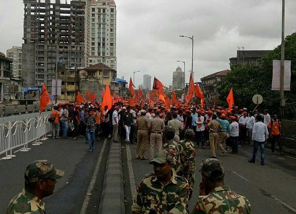 Massive Maratha morcha held in Mumbai. DH photo
