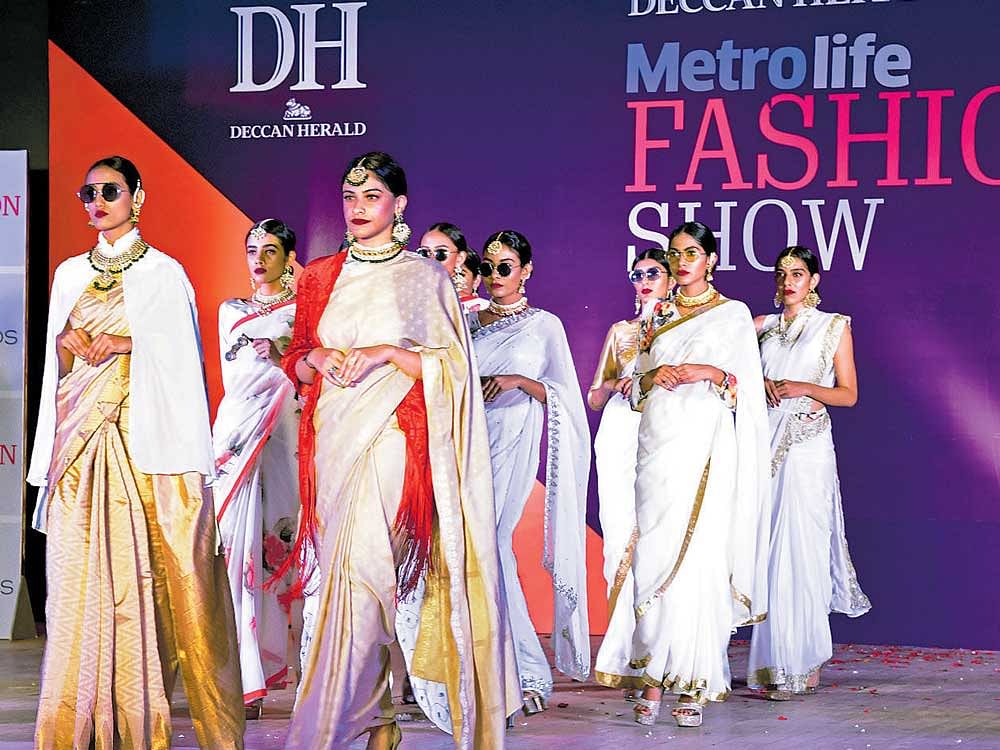 Students of Mount Carmel College, who won the South Zone preliminaries of the Deccan Herald Metrolife Fashion Show, at NMKRV College for Women on Saturday. DH photo