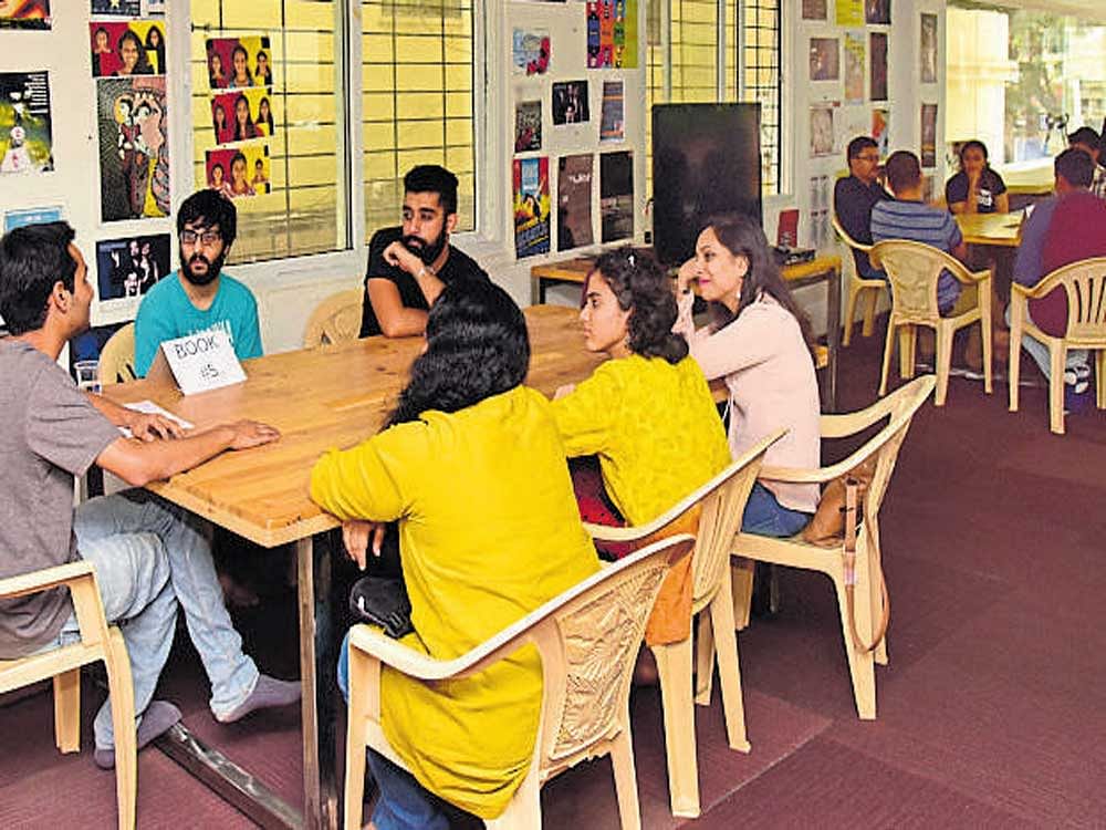 The first session of the Bengaluru chapter's Human Library being held in Lahe Lahe, in Indiranagar on Sunday. DH photo