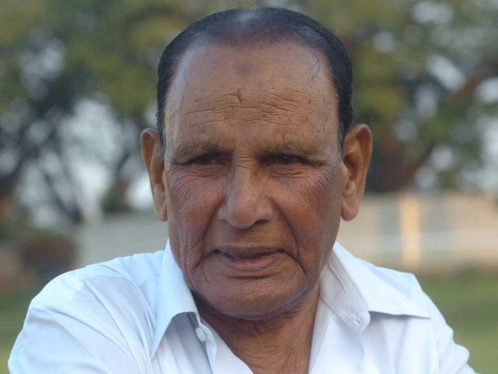 WIZARD Ahmed Khan, a double Olympian who played for East Bengal, breathed his last in Bengaluru on Sunday.