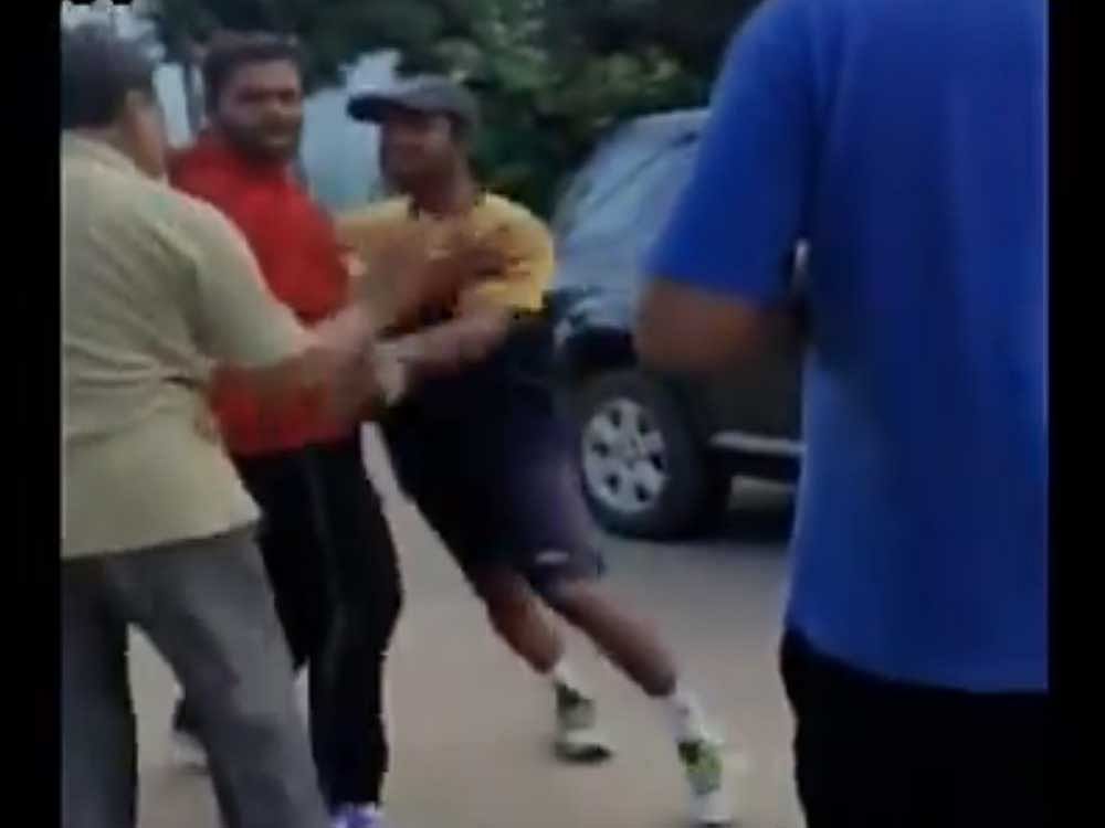The incident occurred when Rayudu was on his way to the Rajiv Gandhi International Stadium. Screengrab