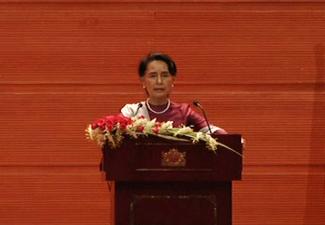 Myanmar leader Aung San Suu Kyi delivers a national address regarding the Rohingya crisis in Naypyitaw. Reuters photo