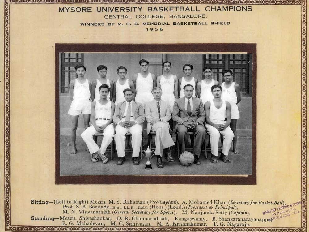 (From left, sitting) M S Rahaman, A Mohamed Khan, Prof S B Bondade, M N Viswanathiah and M Nanjunda Setty. (Standing) The author, D R Channarudriah, Rangaswamy, B Shankaranarayanappa, E G Mahadevan, M C Srinivasan, M A Krishnakumar and T G Nagaraju.