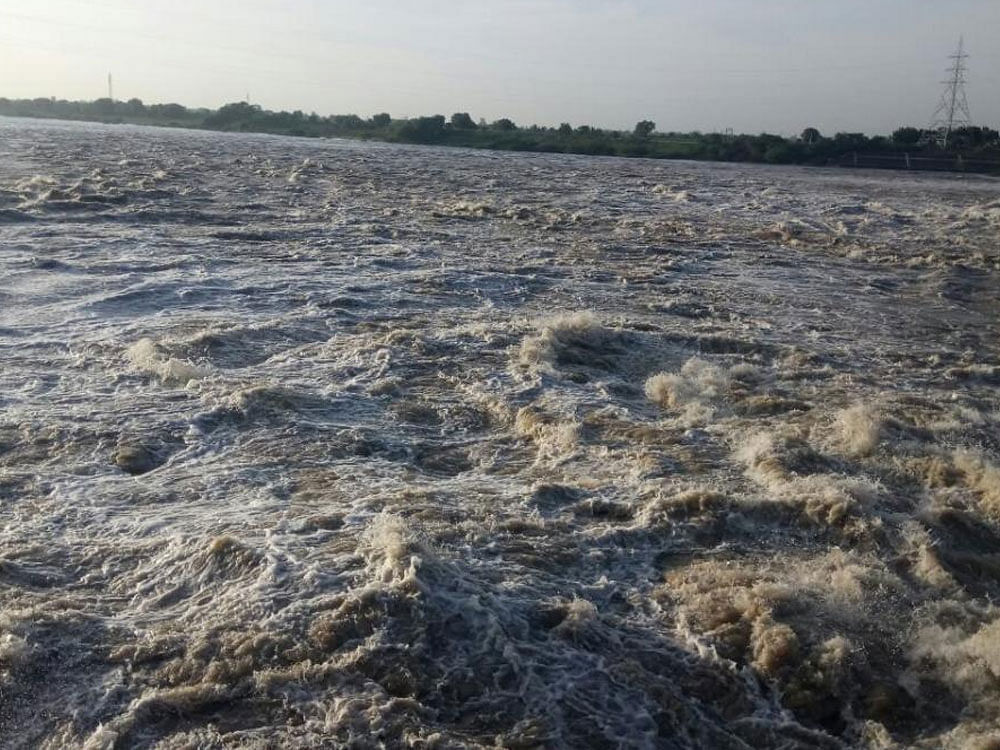 At Sonna barrage, the water was released downstream through 15 gates of the total 29 gates.