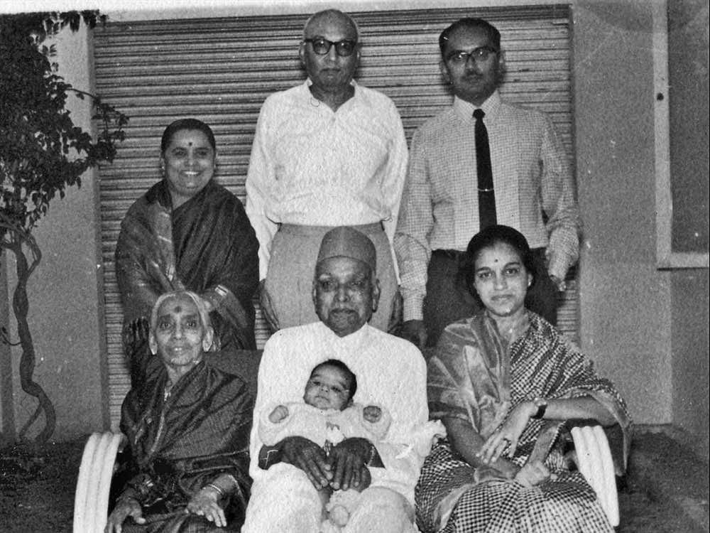 (Sitting, from left) Sakamma, Gundappa Kurpad with Shankar Kurpad on his lap, the author. (Standing) Krishna Bai, K Somasunder Rao and K S Ramaprasad.