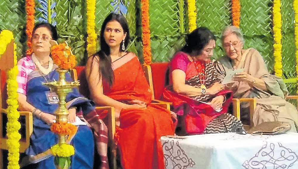 (From left) Curator of the exhibition Bharathi Govindaraj, Sandalwood actor Sharmiela Mandre, actor and dancer Vyjayanthimala Bali and Vimala Rangachar, patron and former chairperson of Crafts Council of Karnataka.