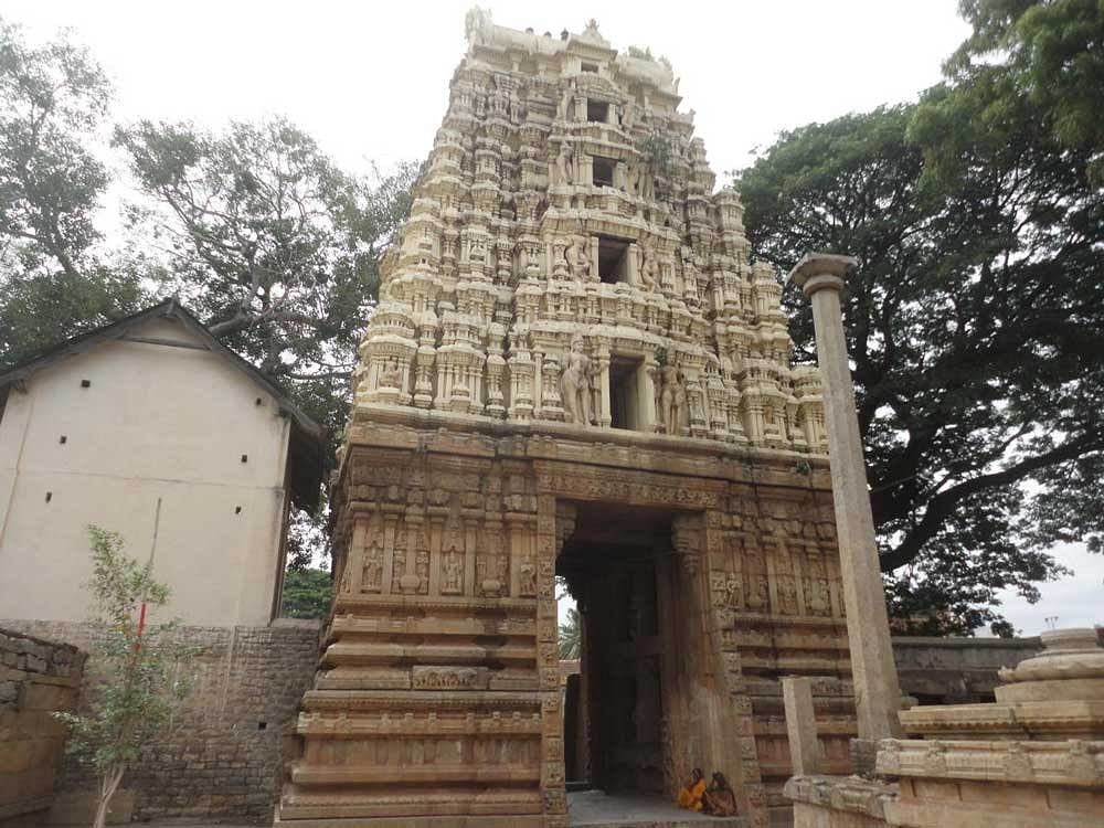 Rajagopura of Someshwara temple